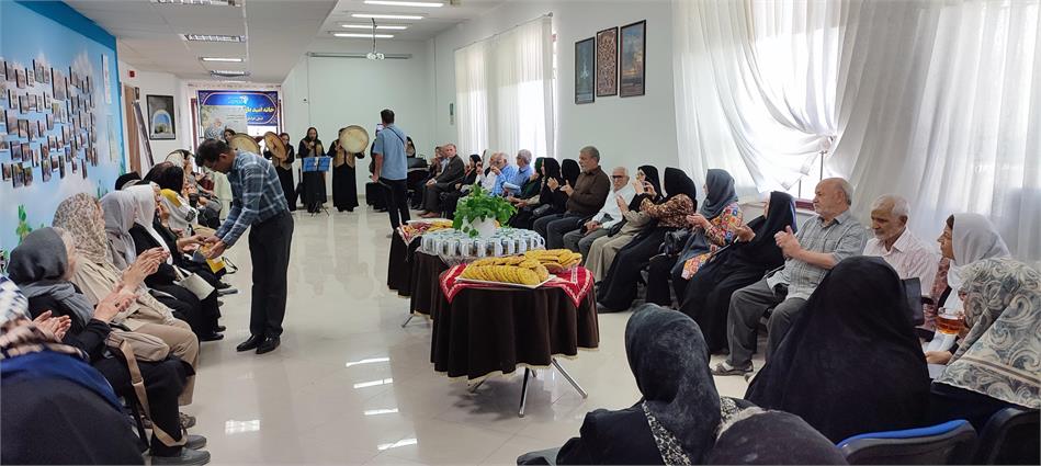 برگزاری جشن بازنشستگان بالای 65 سال به‌مناسبت گرامیداشت روز سالمند