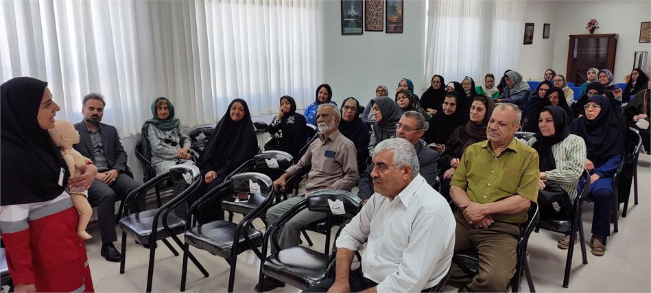 کارگاه آموزشی فوریت‌های هلال احمر ویژه بازنشستگان خراسان جنوبی برگزار شد