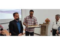 کارگاه تمرینات بهبود بیماری کمر درد خانه امید تیرماه 1404 3